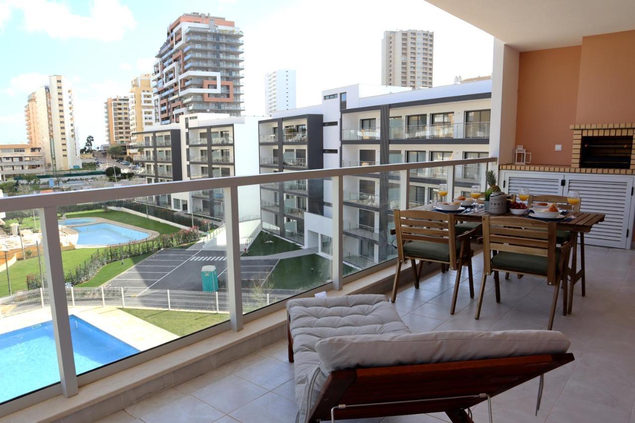 Apartment Premium By Algest *